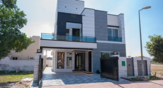10.8 Marla Brand New Luxury House for Sale in Bahria Town Lahore – Sikandar Block