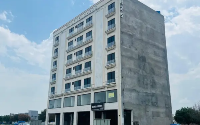 Price: Rs. 75 Lacs Property Type: Apartment Purpose: For Sale Location: Bahria Orchard Phase 4, Block G2, Lahore