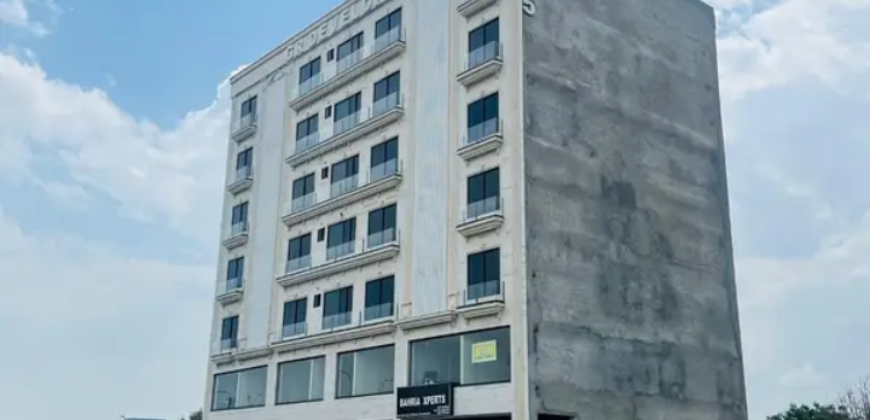 Price: Rs. 75 Lacs Property Type: Apartment Purpose: For Sale Location: Bahria Orchard Phase 4, Block G2, Lahore
