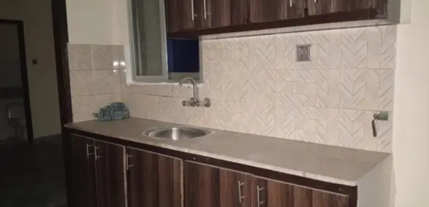 Price: Rs. 42 Lac Location: Awan Town, Multan Road, Lahore Property Type: 2nd Floor Flat Area: 2 Marla