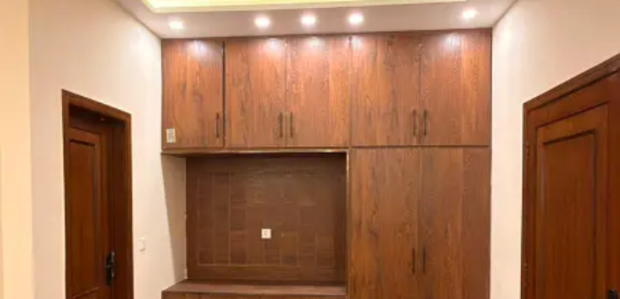3 Marla Brand New House for Sale in Al Kabir Town Phase 2 Block E, Lahore Price: Rs. 1.70 Crore