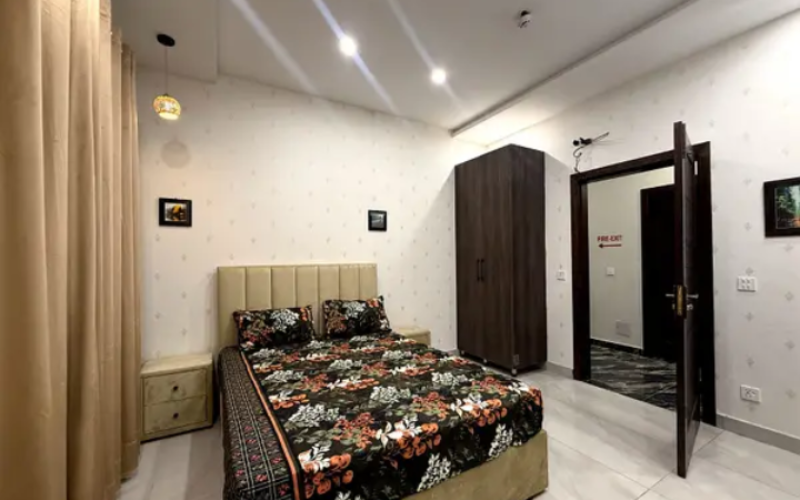 1-Bedroom Apartment for Sale in Bahria Town Sector C Lahore – Premium Demand PKR 55 Lacs