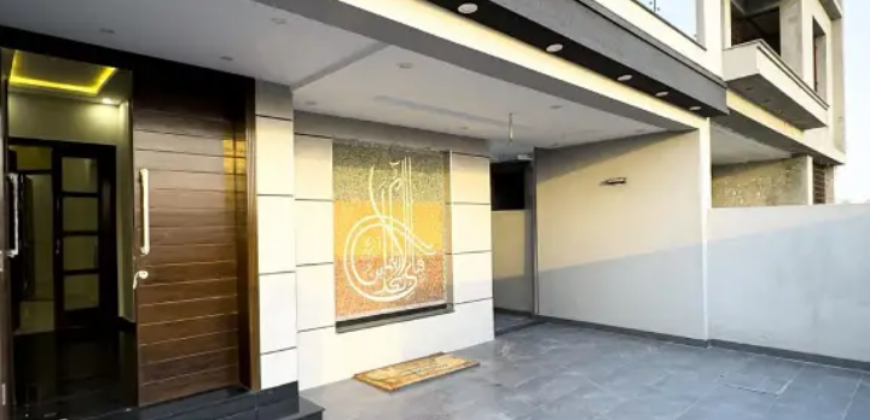 10 Marla Brand New 5 Bed House for Sale in Bahria Town Alamgir Block Extension
