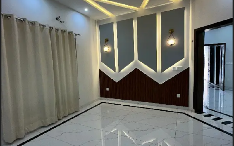 10 Marla Portion Available In Tulip Block Of Bahria Town Lahore