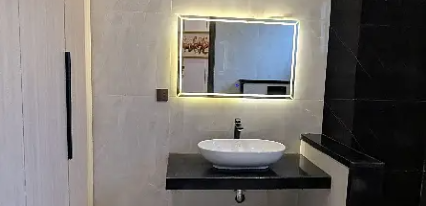 1 Kanal Luxury House Available For Rent Hot Location Bahria Town Sector C Lh