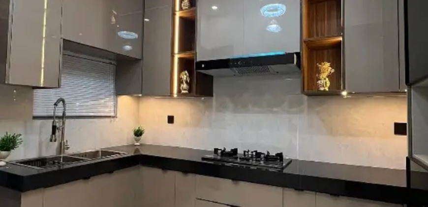 5 Marla Designer House For Sale Prime Location Sector E