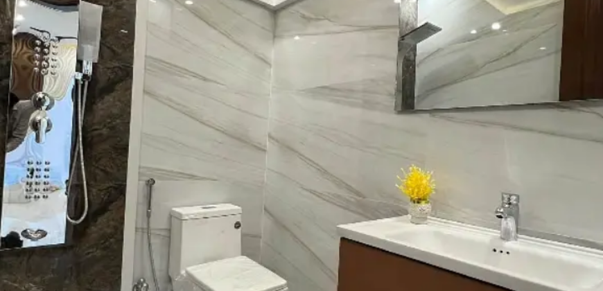 5 Marla Designer House For Sale Prime Location Sector E