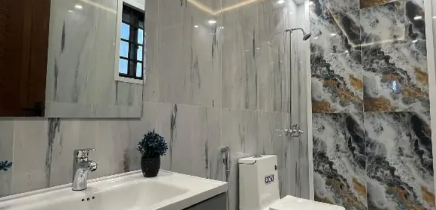 5 Marla Designer House For Sale Prime Location Sector E