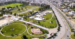 Ideal Location 5 Marla Plot for Sale in BB Block, Central Park Lahore