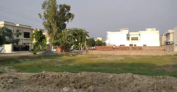 Prime Location 5 Marla Plot for Sale in A1 Block, Central Park Lahore