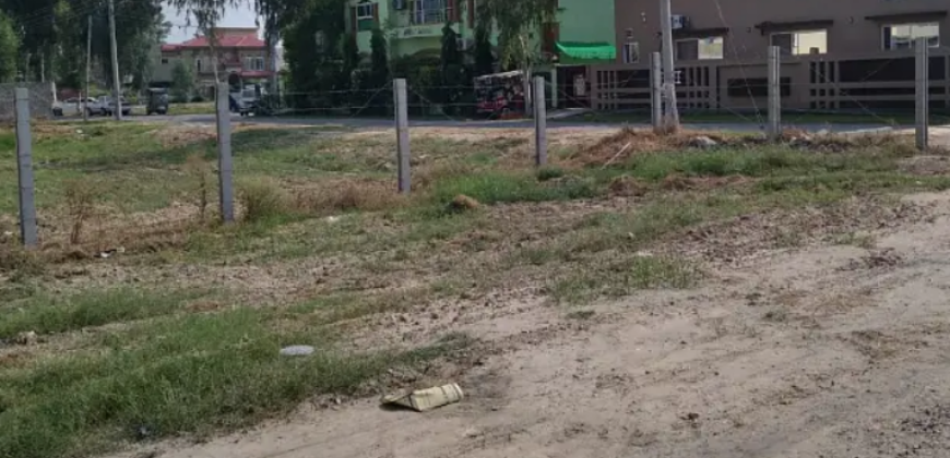 Prime Location 5 Marla Plot for Sale in A1 Block, Central Park Lahore