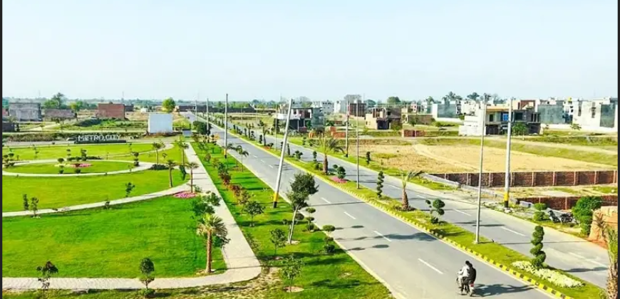 10 Marla Ideal Plot For Sale In Metro City Housing Society