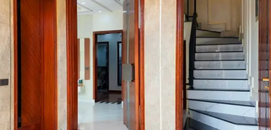 Prime Location 5 Marla House In Central Central Park – Block A1 For sale