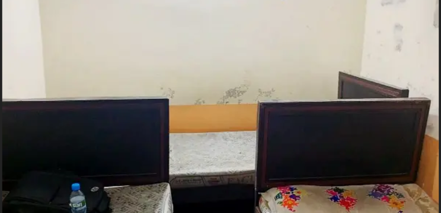 RAFEEQ KINZA HOSTEL