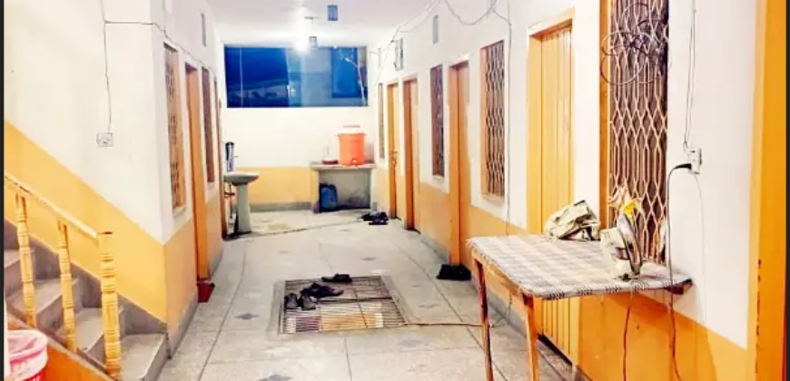 RAFEEQ KINZA HOSTEL