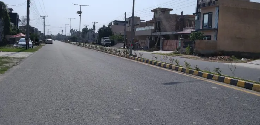 1 Kanal Plot For Sale In C Block, Central Park, Lahore