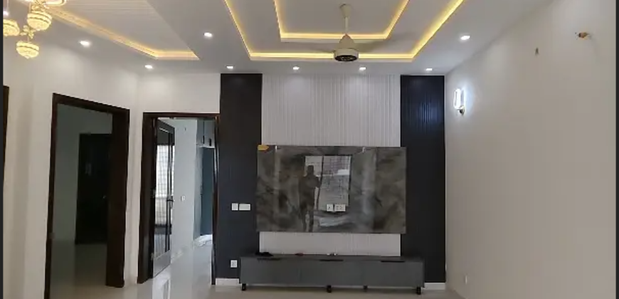 Beautiful New House For Sale LDA Avenue – Block J, Lahore