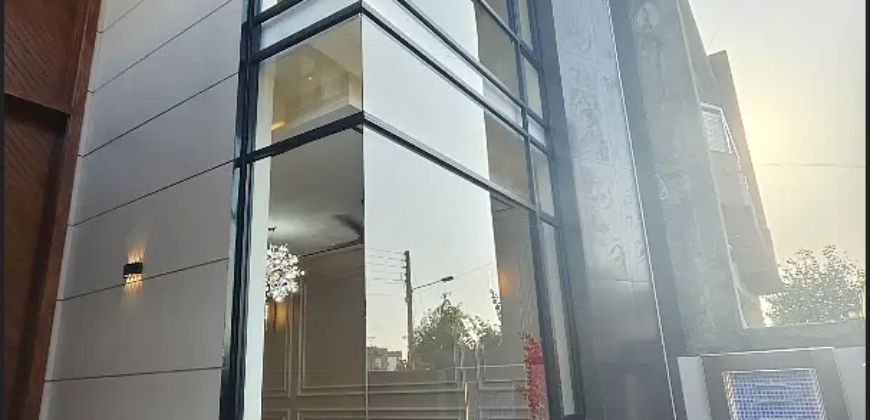 Lavish Living House for Sale LDA Avenue, Lahore