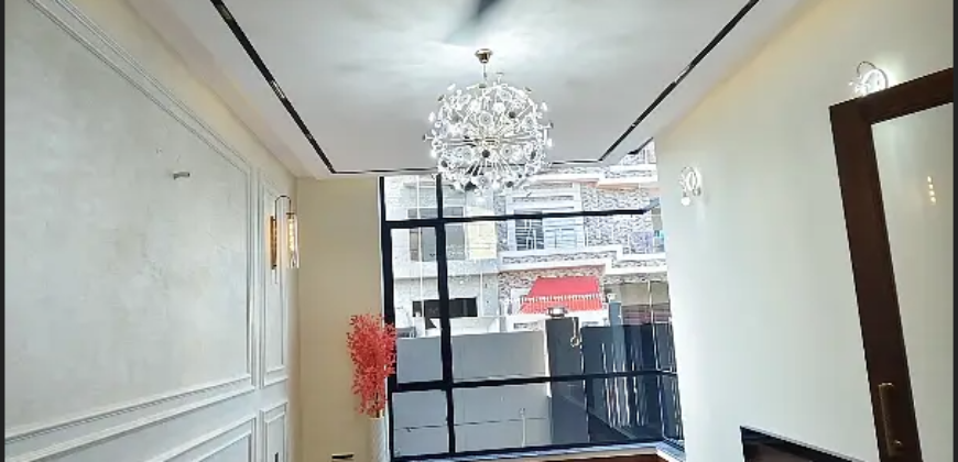 Lavish Living House for Sale LDA Avenue, Lahore