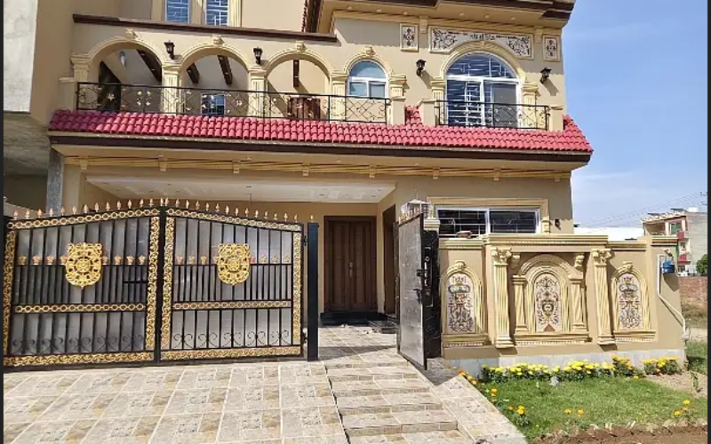 Beautiful House For Sale Jubilee Town, Lahore