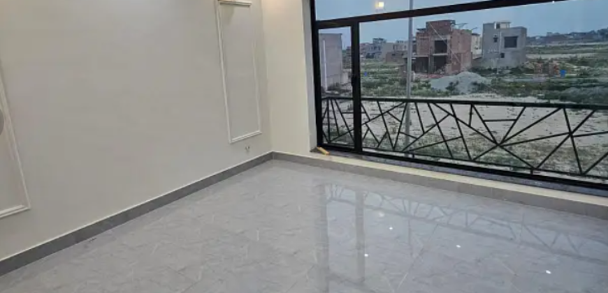 Rs 2.60 Crore 5 Marla House For Sale In Paragon City Lahore