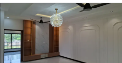 Rs 4.50 Crore 10 MARLA DOUBLE UNIT NEW HOUSE FOR SALE